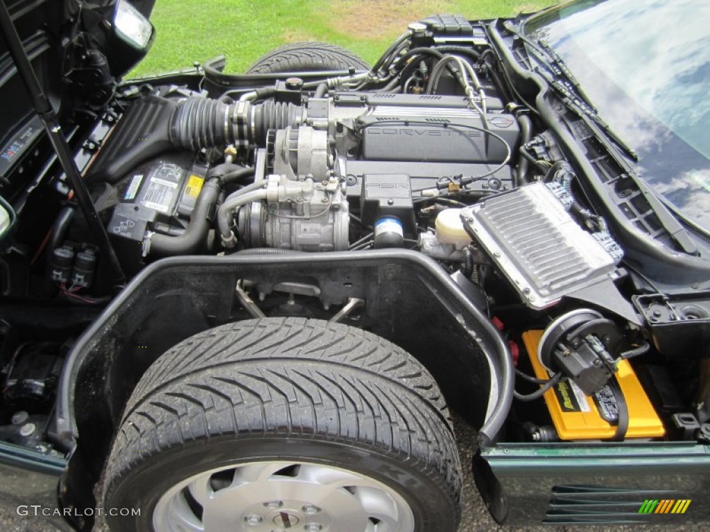1994 Chevrolet Corvette Convertible 5.7 Liter OHV 16-Valve LT1 V8 Engine Photo #83098154