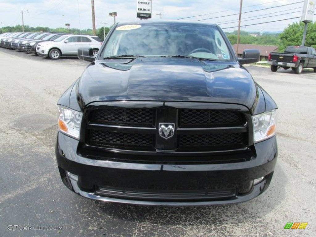 2012 Ram 1500 Express Quad Cab 4x4 - Black / Dark Slate Gray/Medium Graystone photo #11