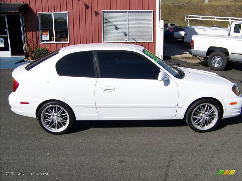 2005 Accent GLS Coupe - Noble White / Beige photo #8