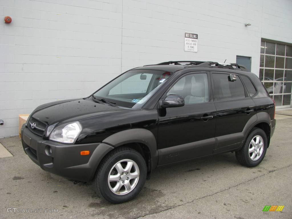 2005 Tucson GLS V6 4WD - Obsidian Black / Gray photo #1