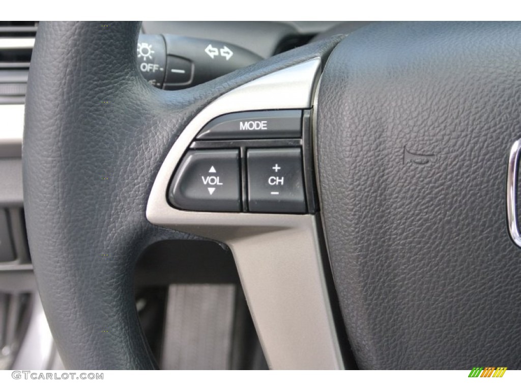 2011 Honda Accord LX Sedan Controls Photo #83104041