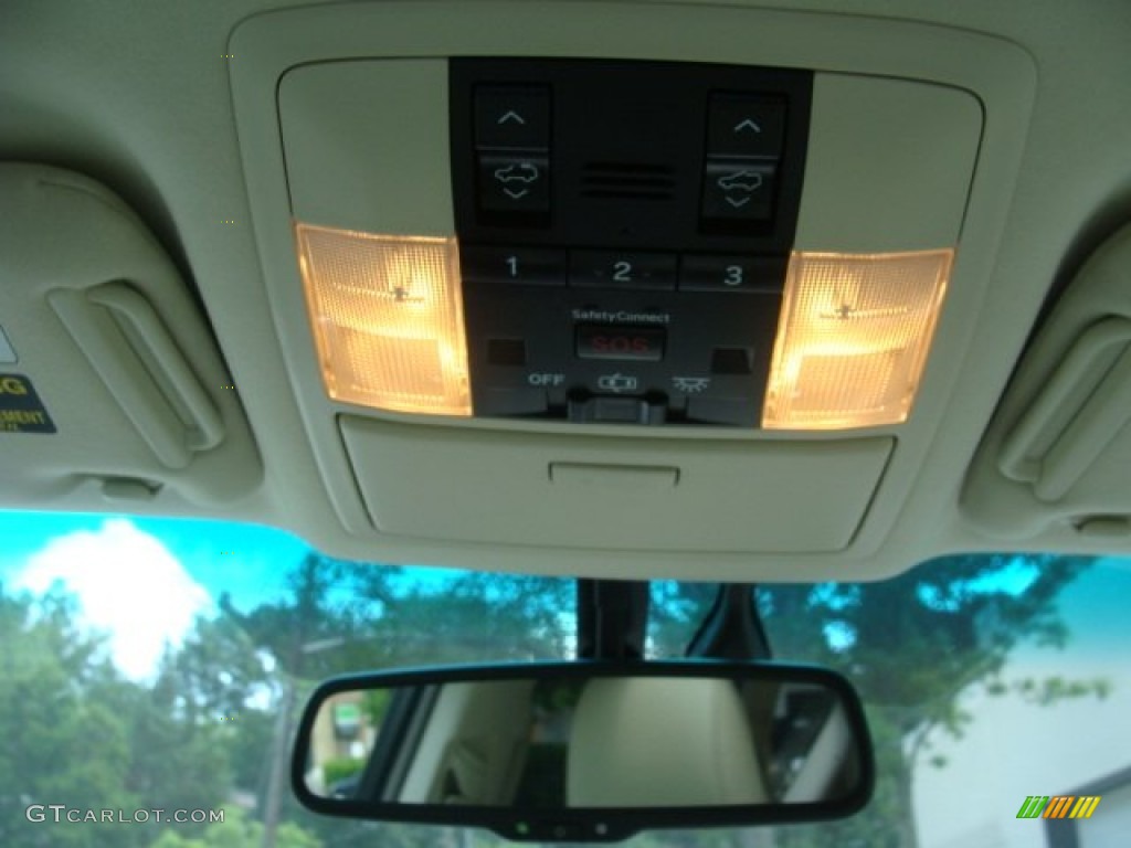 2011 Lexus GX 460 Premium Controls Photo #83104642