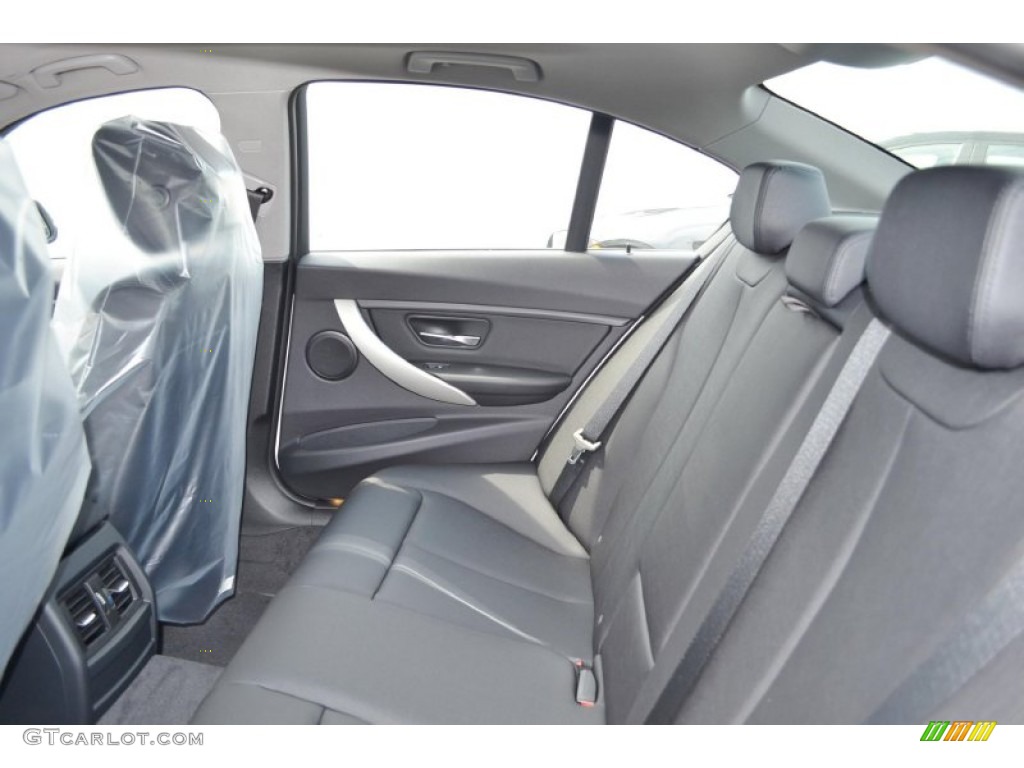2013 3 Series 320i Sedan - Alpine White / Black photo #7