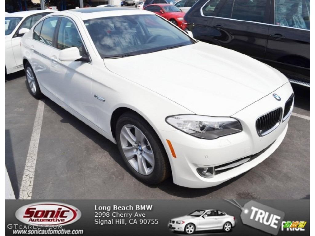 2013 5 Series 528i Sedan - Alpine White / Black photo #1