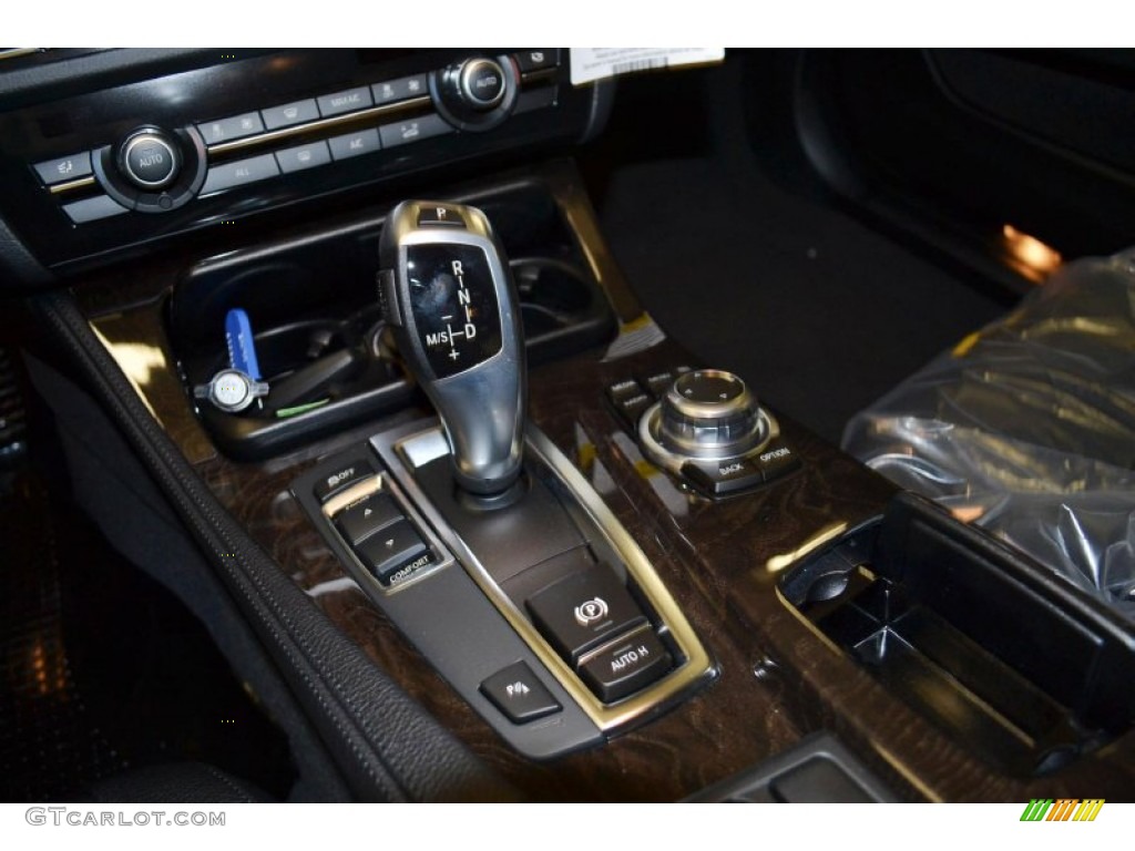 2013 5 Series 528i Sedan - Jet Black / Black photo #9