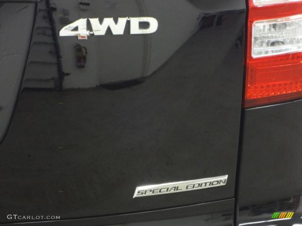 2011 CR-V SE 4WD - Crystal Black Pearl / Black photo #6