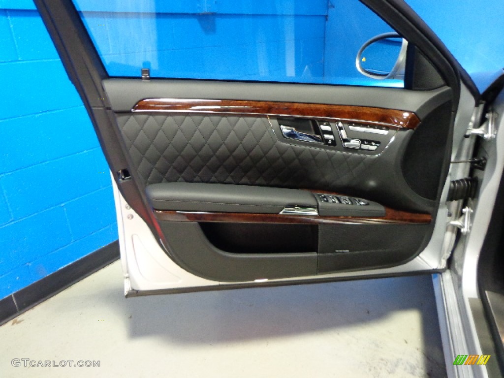 2008 Mercedes-Benz S 65 AMG Sedan Black Door Panel Photo #83106303
