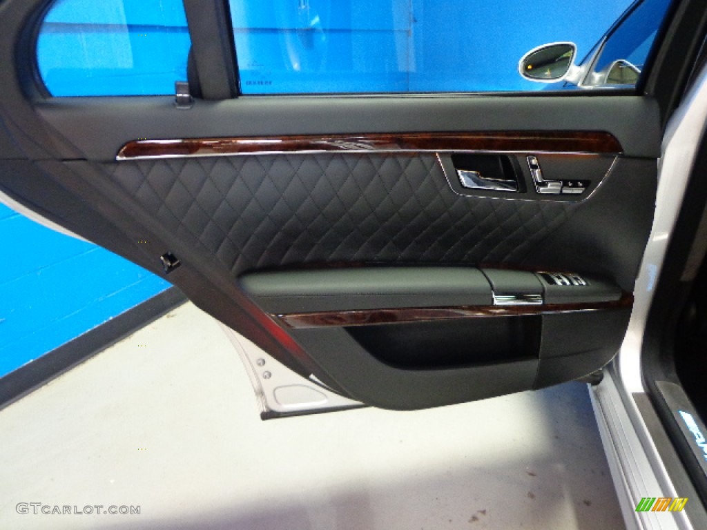 2008 Mercedes-Benz S 65 AMG Sedan Black Door Panel Photo #83106318