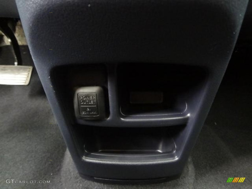 2011 CR-V SE 4WD - Crystal Black Pearl / Black photo #16