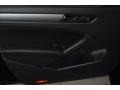 Black - Passat 2.5L S Photo No. 16