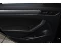 Black - Passat 2.5L S Photo No. 25