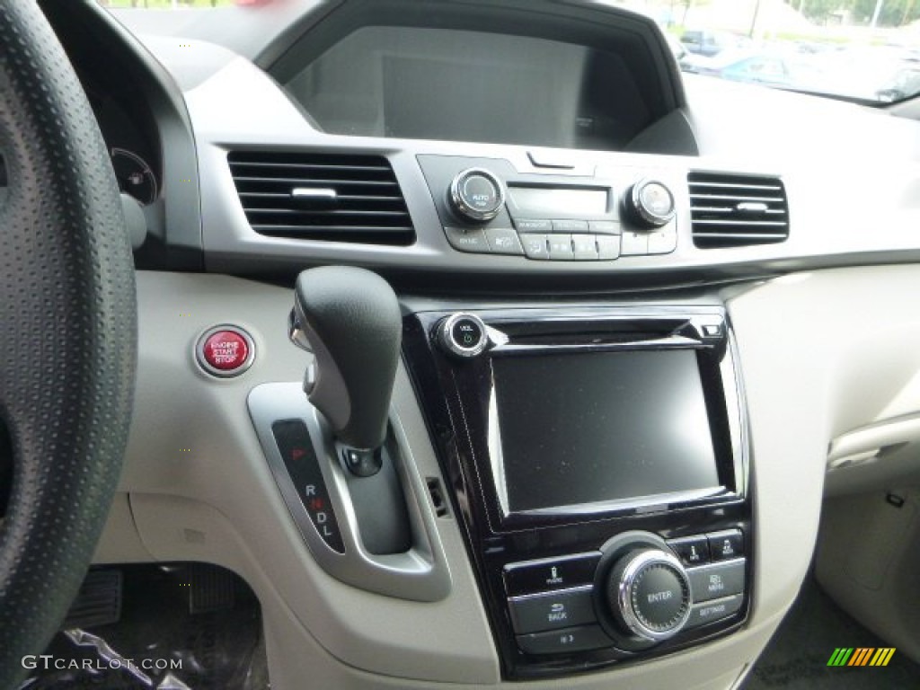 2014 Honda Odyssey EX Controls Photo #83109005