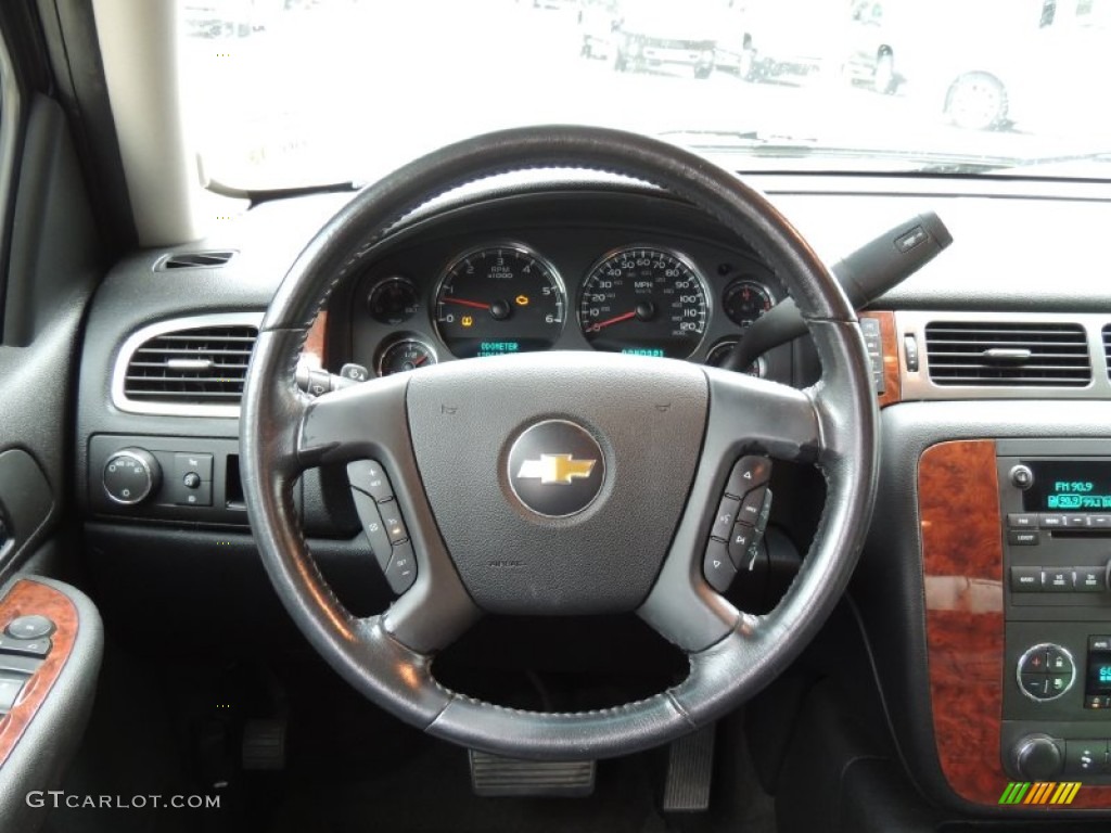 2007 Chevrolet Avalanche LT Ebony Steering Wheel Photo #83111418