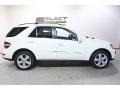 Arctic White - ML 350 4Matic Photo No. 4
