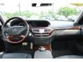 Black - S 550 4Matic Sedan Photo No. 2