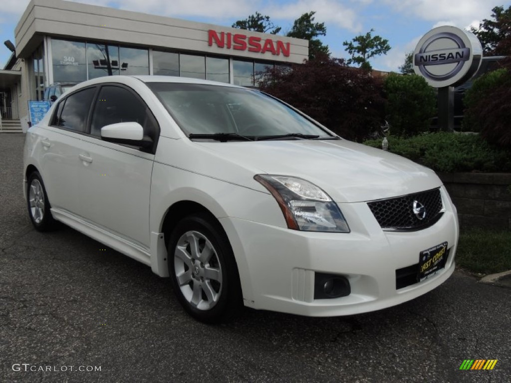 2011 Sentra 2.0 SR - Aspen White / Charcoal photo #1