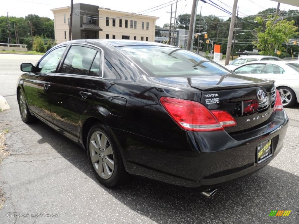 2005 Avalon Touring - Black / Dark Charcoal photo #7