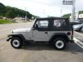 Silverstone Metallic - Wrangler SE 4x4 Photo No. 2