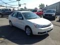 White Suede - Focus SEL Sedan Photo No. 7