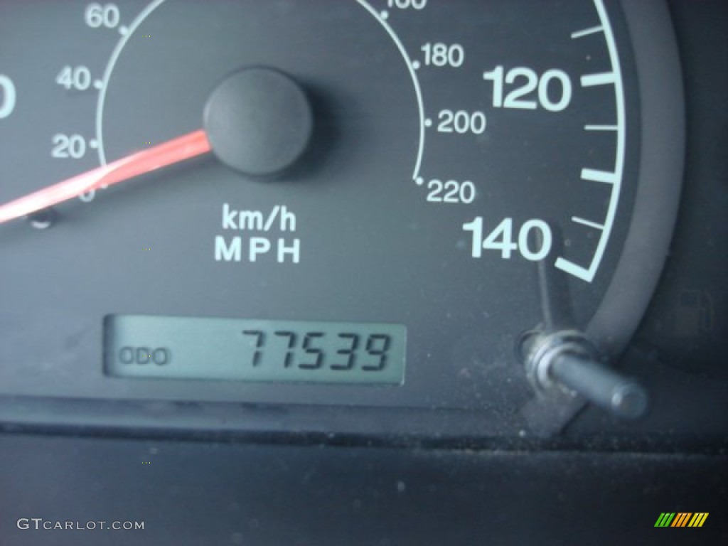 2002 Elantra GLS Sedan - Midnight Gray / Gray photo #13