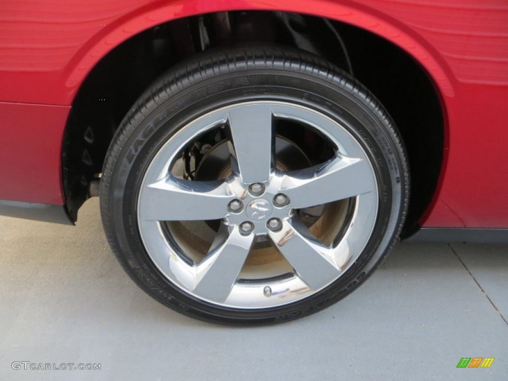 2009 Challenger R/T - Inferno Red Crystal Pearl Coat / Dark Slate Gray photo #15