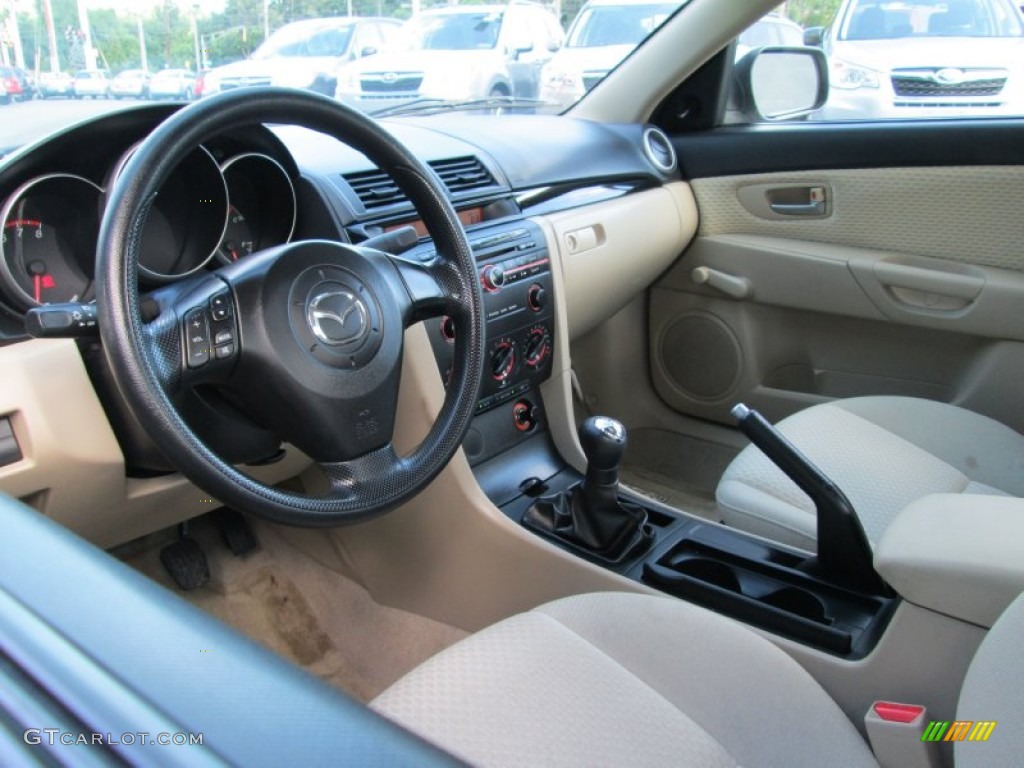 Beige Interior 2006 Mazda MAZDA3 i Sedan Photo #83123199
