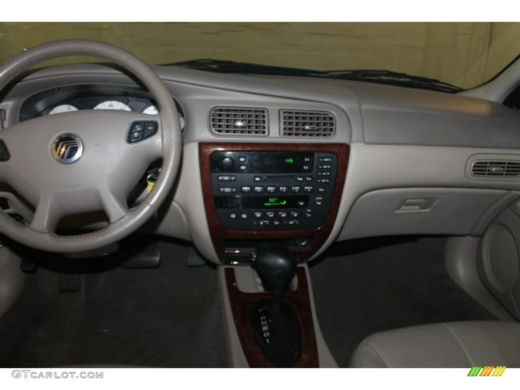 2003 Sable LS Premium Sedan - Gold Ash Metallic / Medium Parchment photo #17