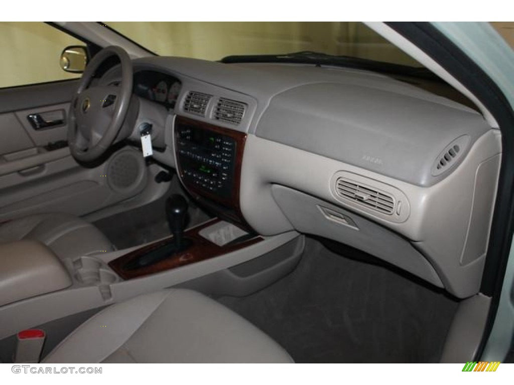 2003 Sable LS Premium Sedan - Gold Ash Metallic / Medium Parchment photo #25