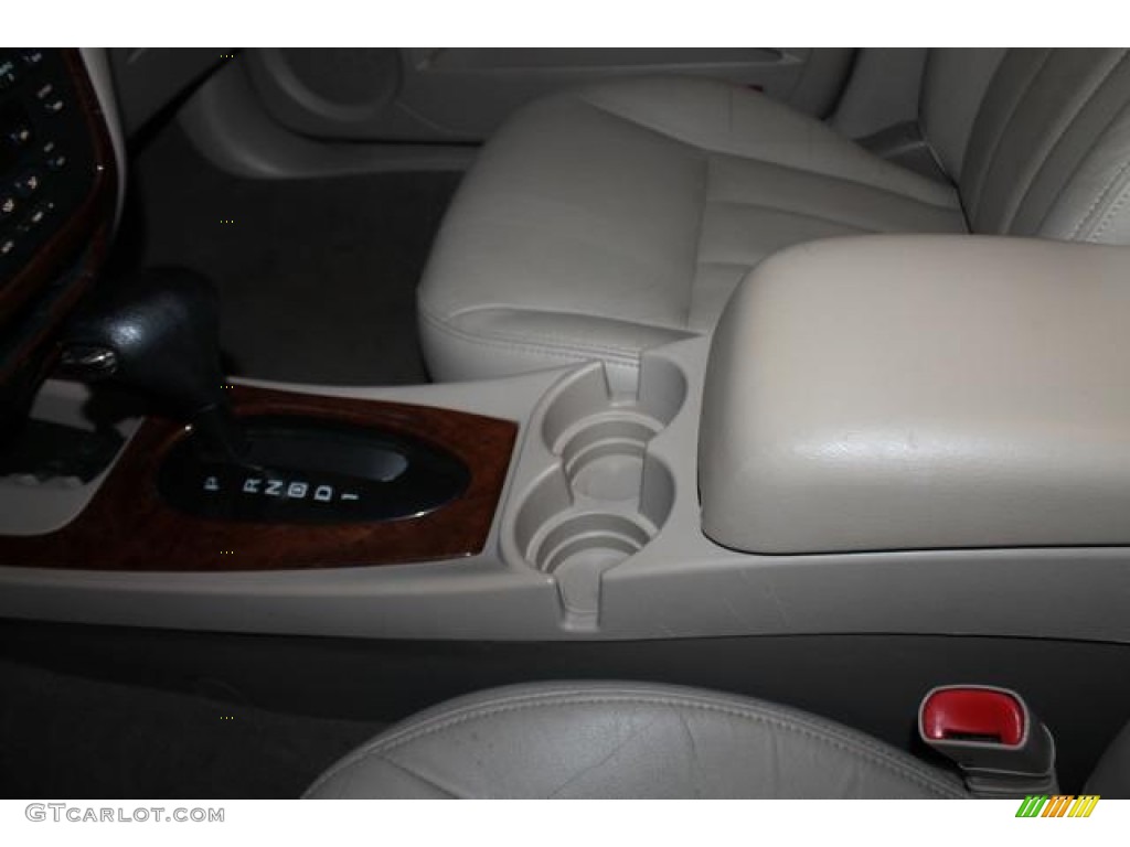 2003 Sable LS Premium Sedan - Gold Ash Metallic / Medium Parchment photo #39