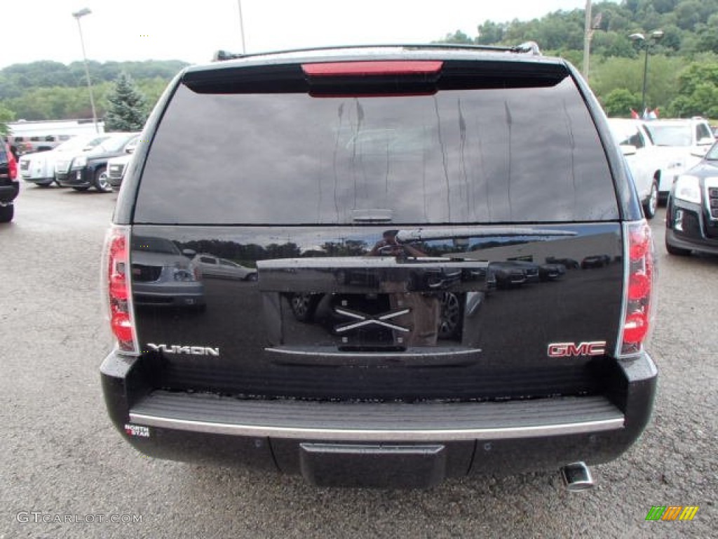 2013 Yukon Denali AWD - Onyx Black / Ebony photo #7