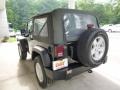 Black - Wrangler X 4x4 Photo No. 4