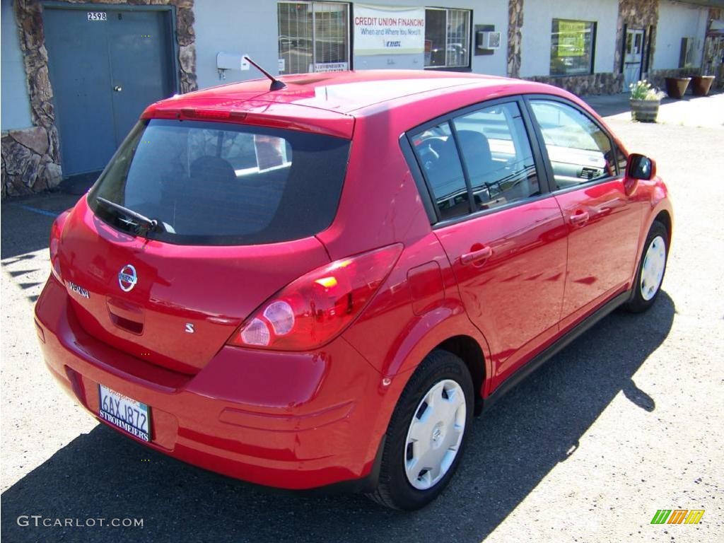 2007 Versa S - Red Alert / Charcoal photo #3