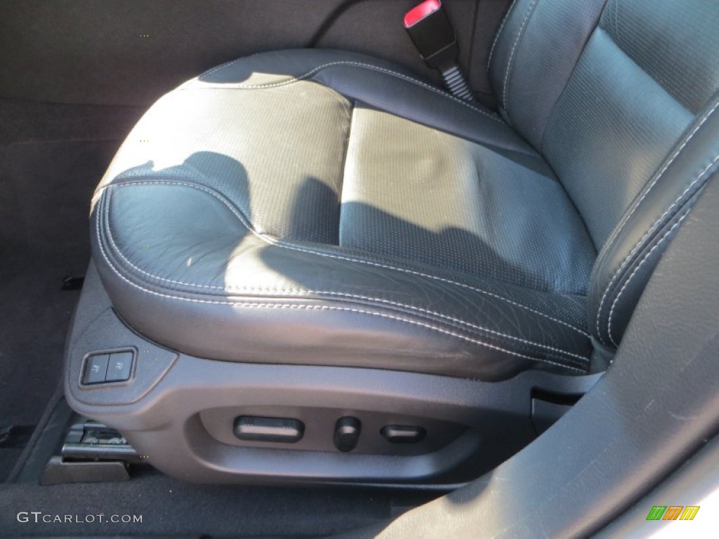2010 Taurus Limited - White Platinum Metallic Tri-Coat / Light Stone photo #32