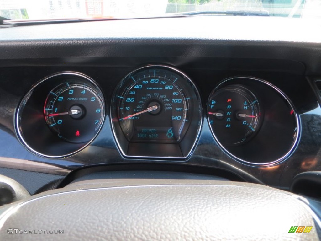 2010 Taurus Limited - White Platinum Metallic Tri-Coat / Light Stone photo #42