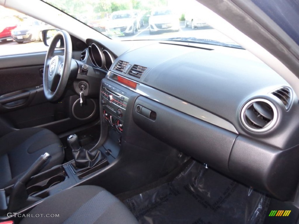 2007 Mazda MAZDA3 s Sport Sedan Black Dashboard Photo #83129790