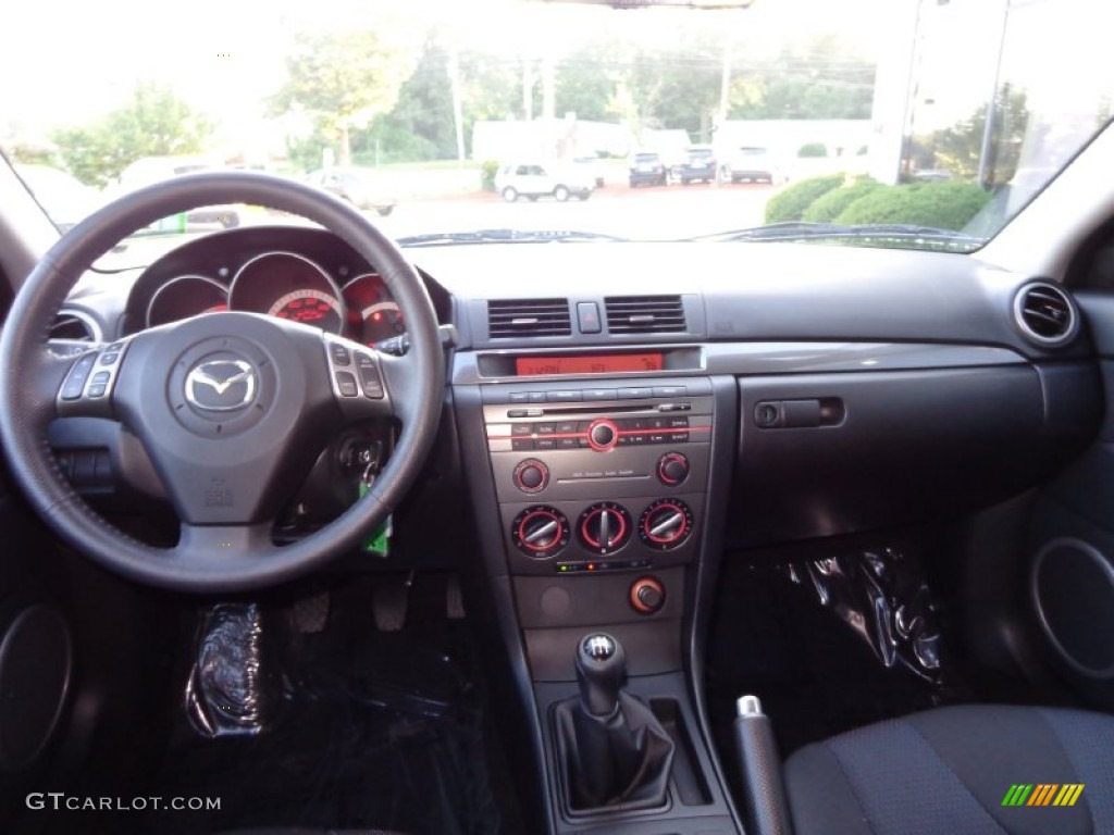 2007 Mazda MAZDA3 s Sport Sedan Black Dashboard Photo #83129967