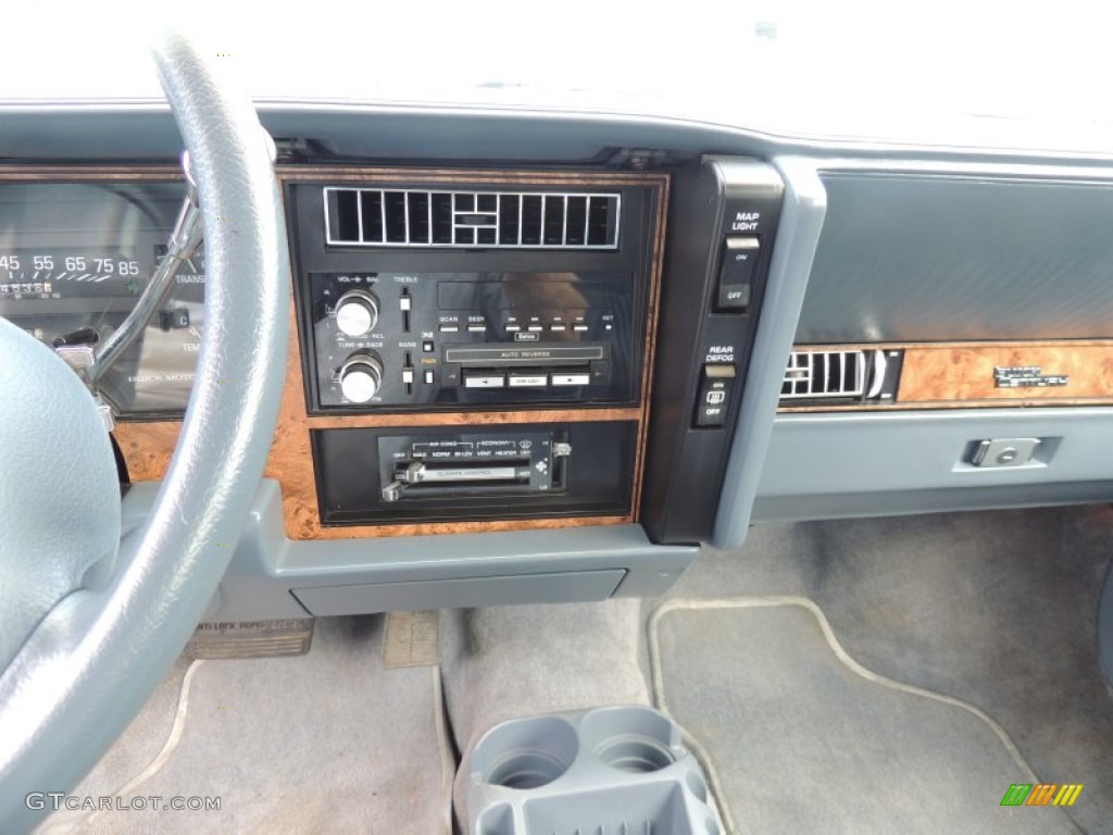 1994 Buick Century Special Sedan Controls Photos