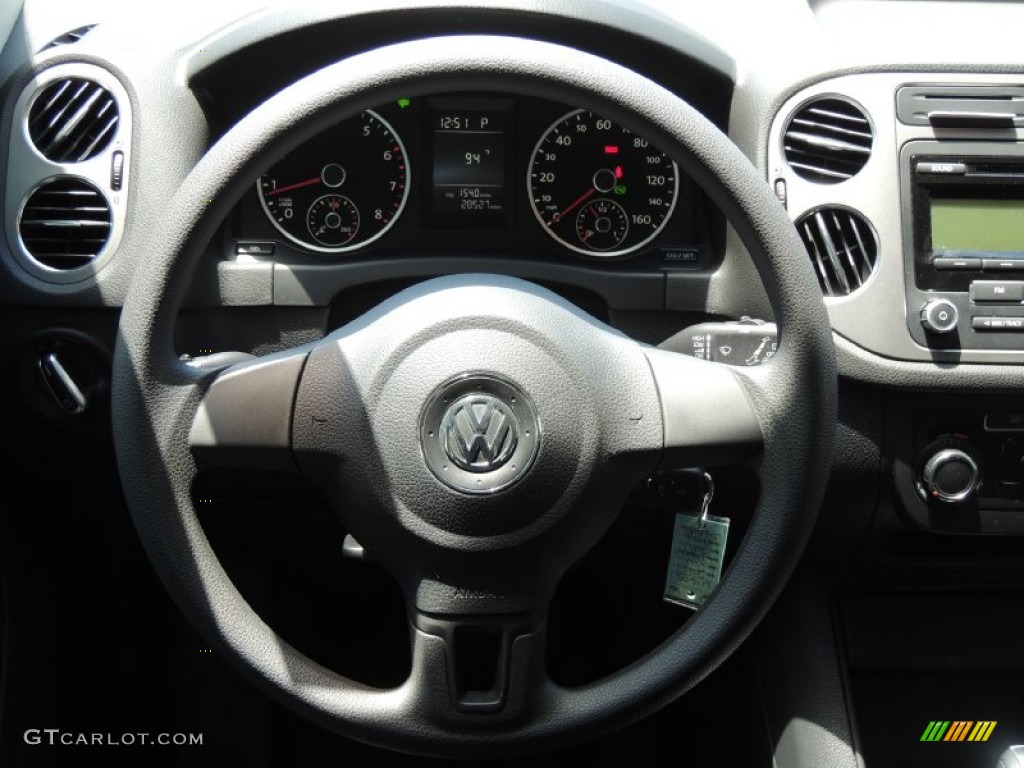 2011 Tiguan S 4Motion - Alpine Gray Metallic / Charcoal photo #13