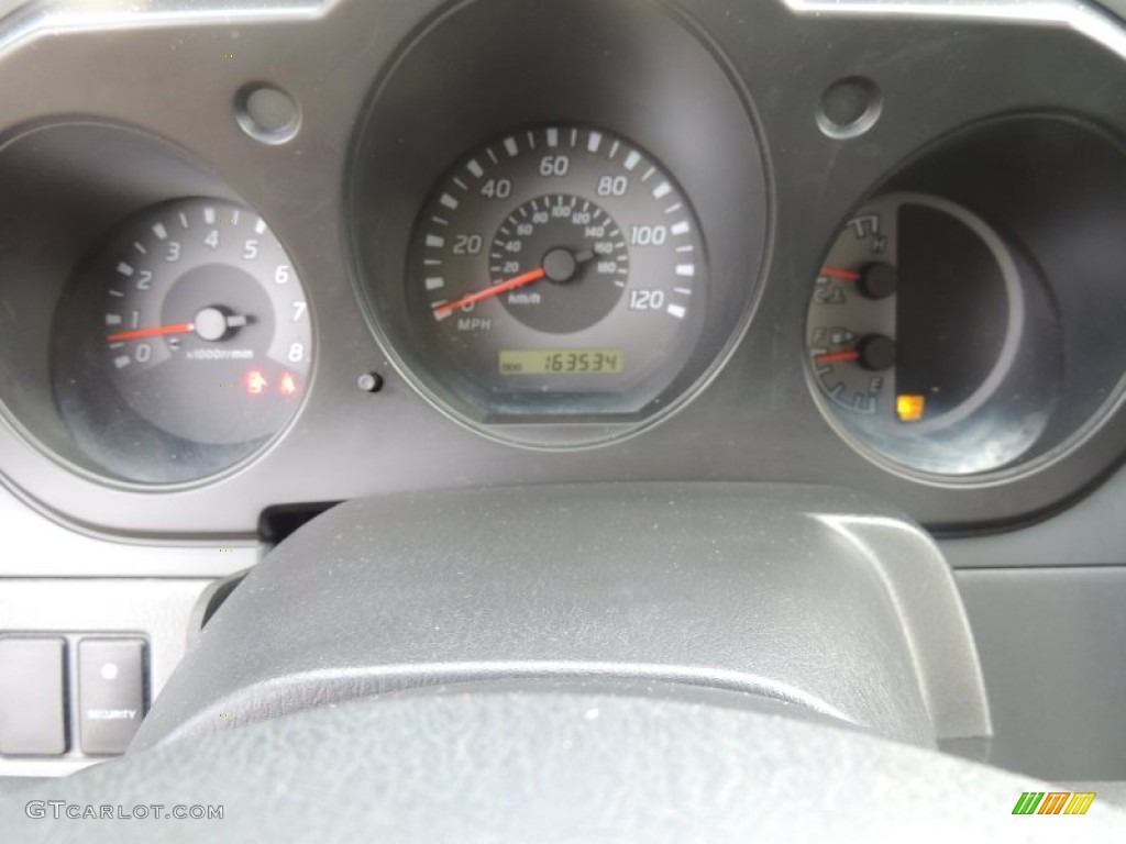 2003 Xterra XE V6 - Canteen Green Metallic / Charcoal photo #23