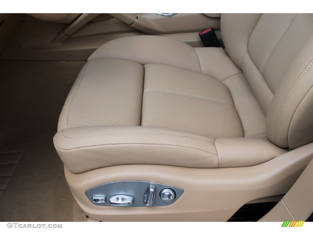 2013 Porsche Cayenne Diesel Front Seat Photo #83137086