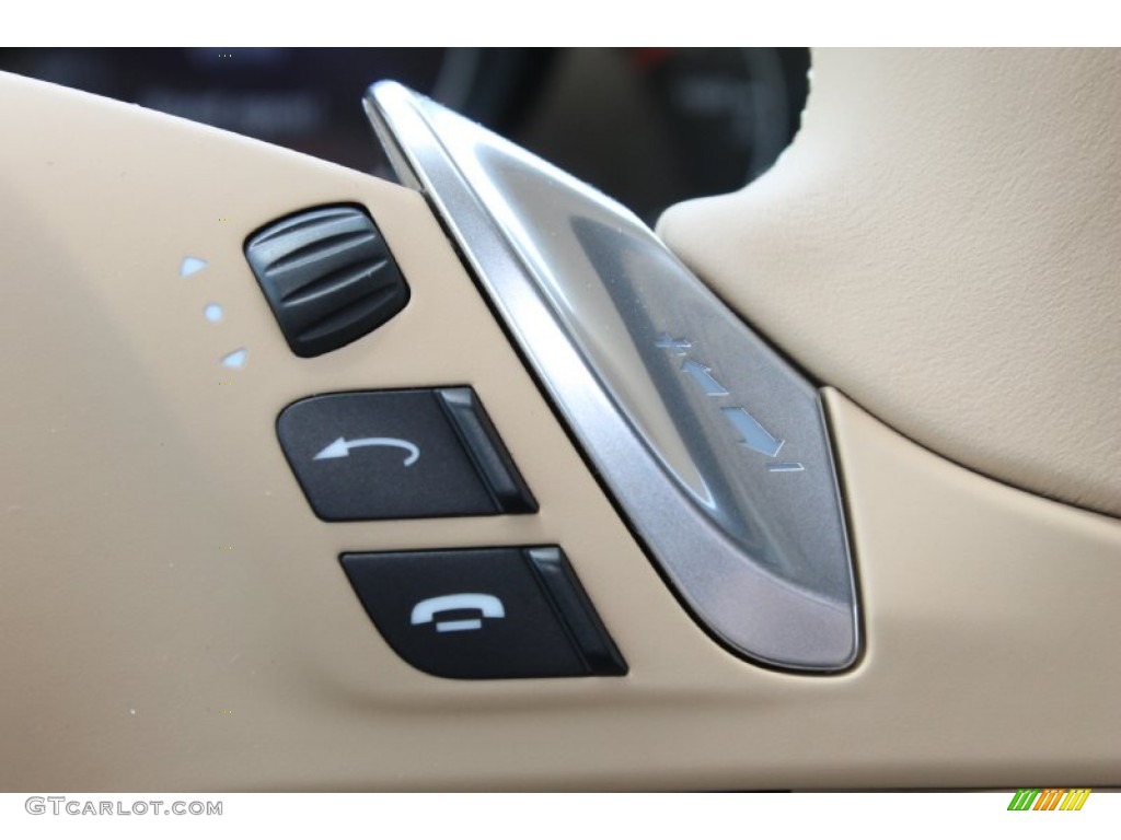 2013 Porsche Cayenne Diesel Controls Photo #83137278