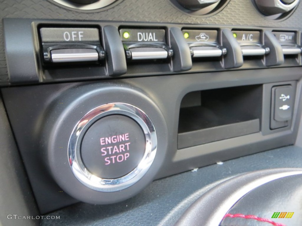 2013 Scion FR-S Sport Coupe Controls Photo #83139849