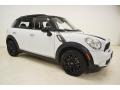 Light White - Cooper S Countryman Photo No. 2