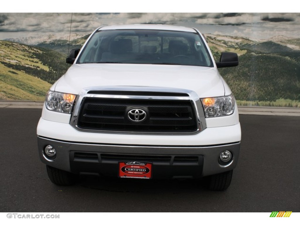 2011 Tundra Double Cab 4x4 - Super White / Graphite Gray photo #7