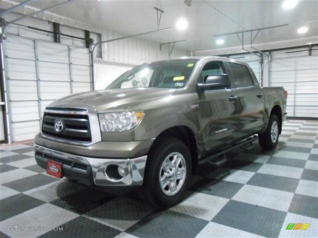 2010 Tundra CrewMax 4x4 - Pyrite Brown Mica / Black photo #3