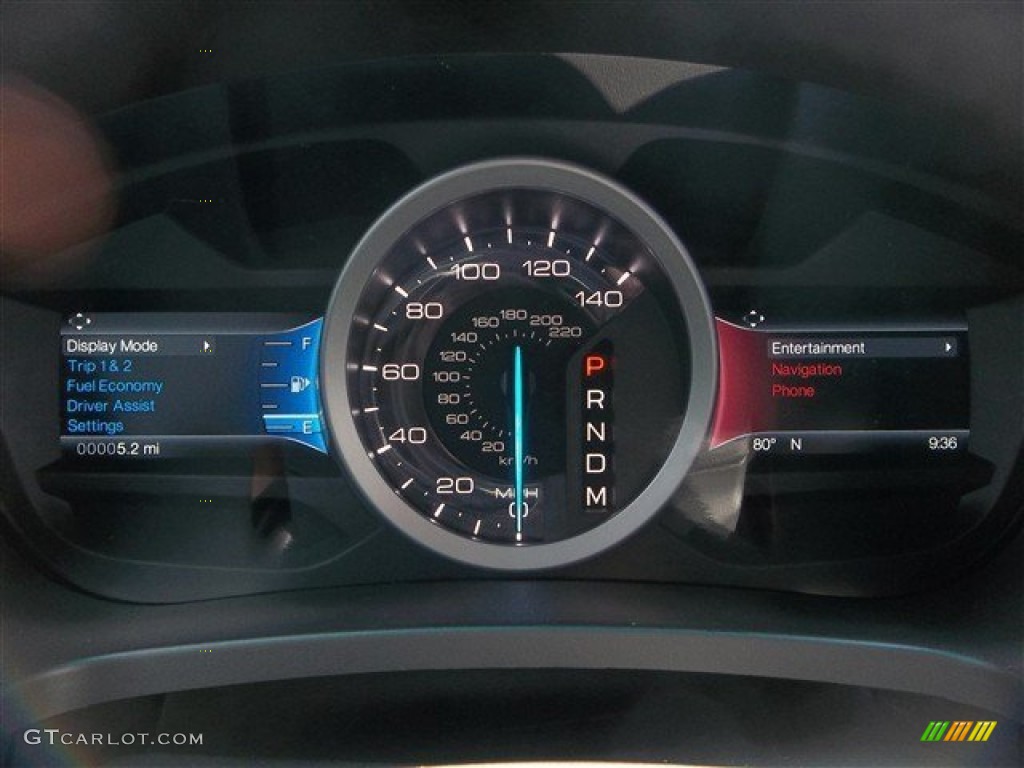 2014 Explorer XLT - White Platinum / Medium Light Stone photo #20