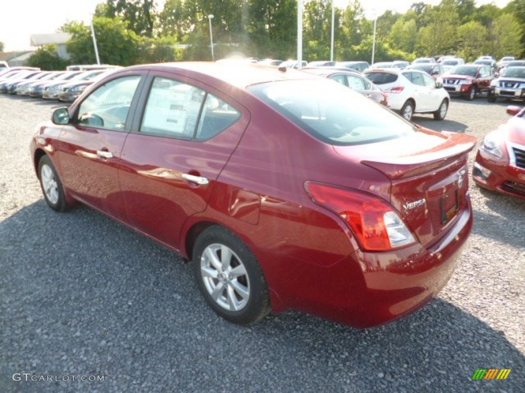 2013 Versa 1.6 SL Sedan - Red Brick / Charcoal photo #5