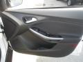 White Platinum - Focus Titanium Sedan Photo No. 9