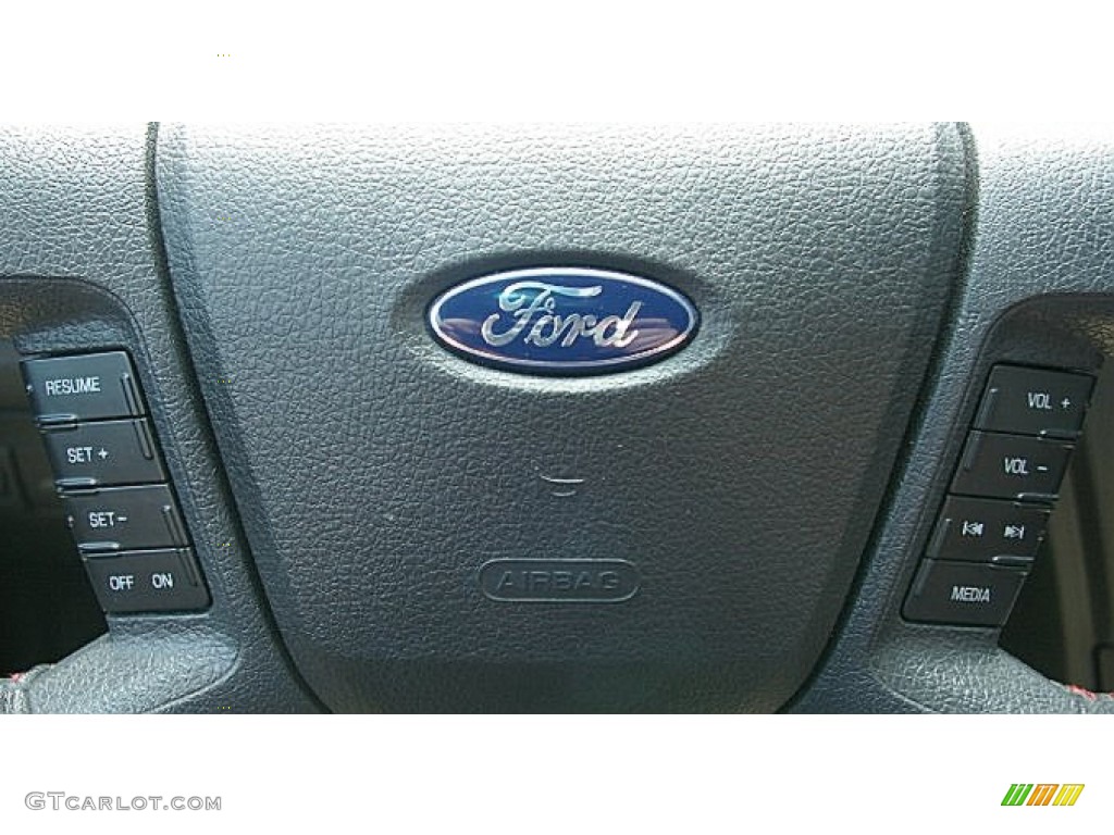 2008 Fusion SE - Black Ebony / Charcoal Black/Red photo #6