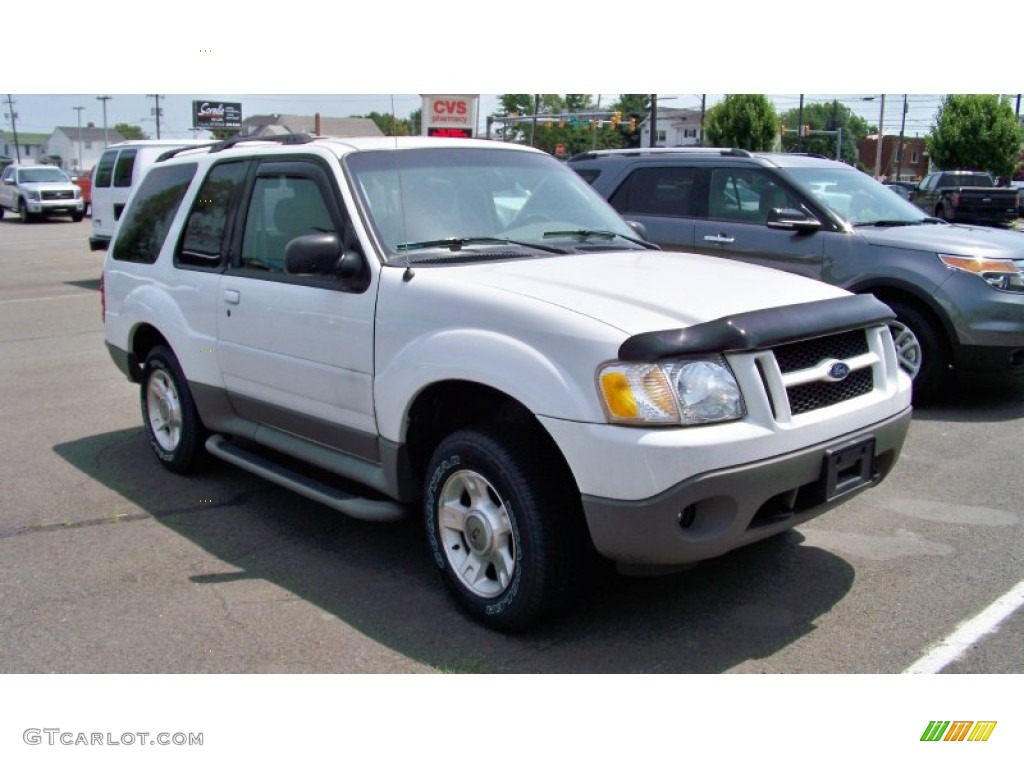 2003 Explorer Sport XLT 4x4 - Oxford White / Graphite Grey photo #3